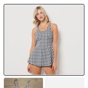 Black and White Checkered Women's swim dress with bottoms! NWOT